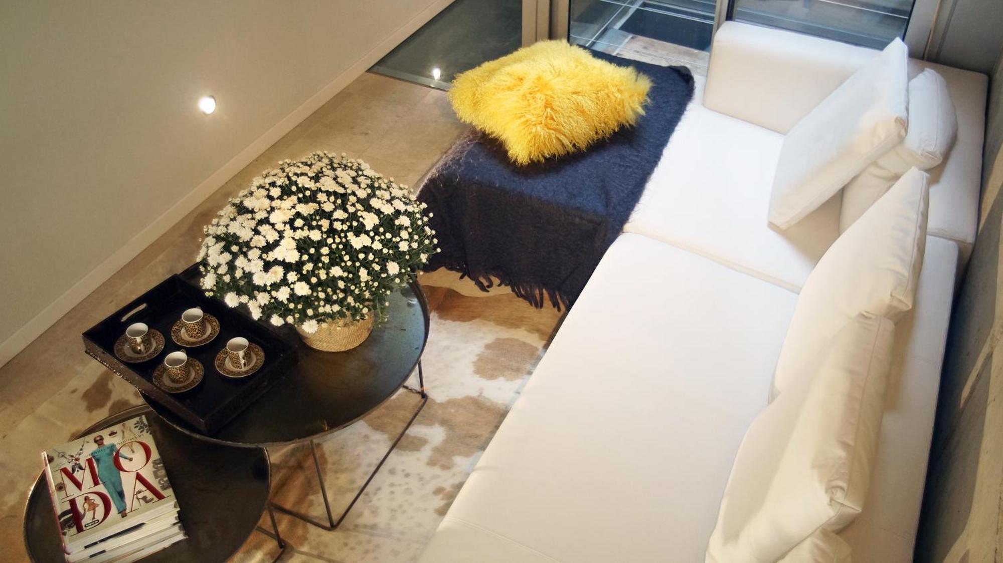My Space Emirates - Fully Equipped Apartments Near The Beach With Shared Pool Barcelona Værelse billede