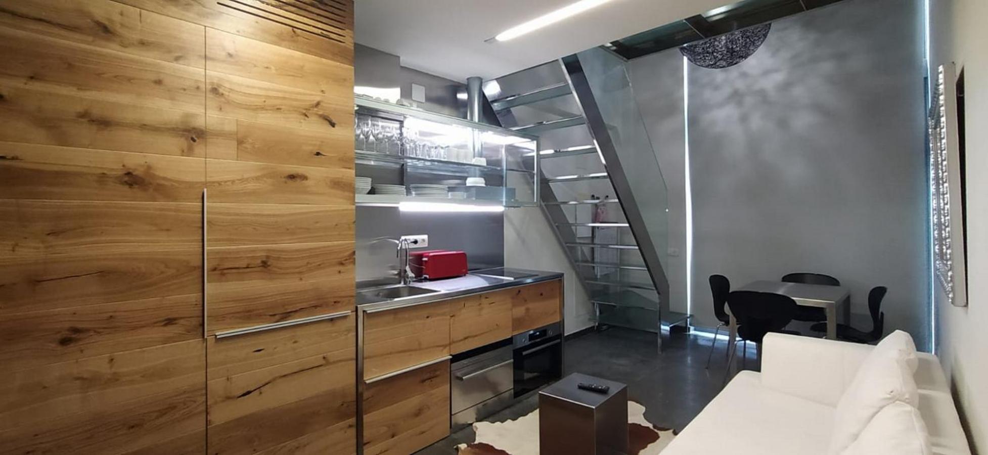 My Space Emirates - Fully Equipped Apartments Near The Beach With Shared Pool Barcelona Værelse billede
