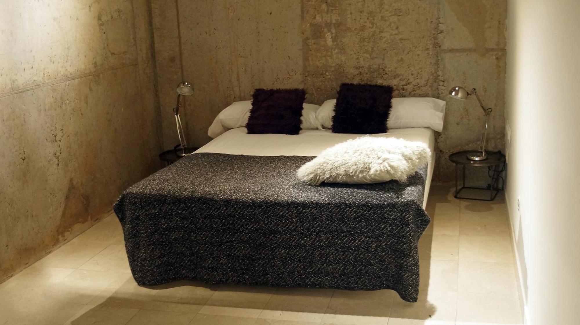 My Space Emirates - Fully Equipped Apartments Near The Beach With Shared Pool Barcelona Værelse billede
